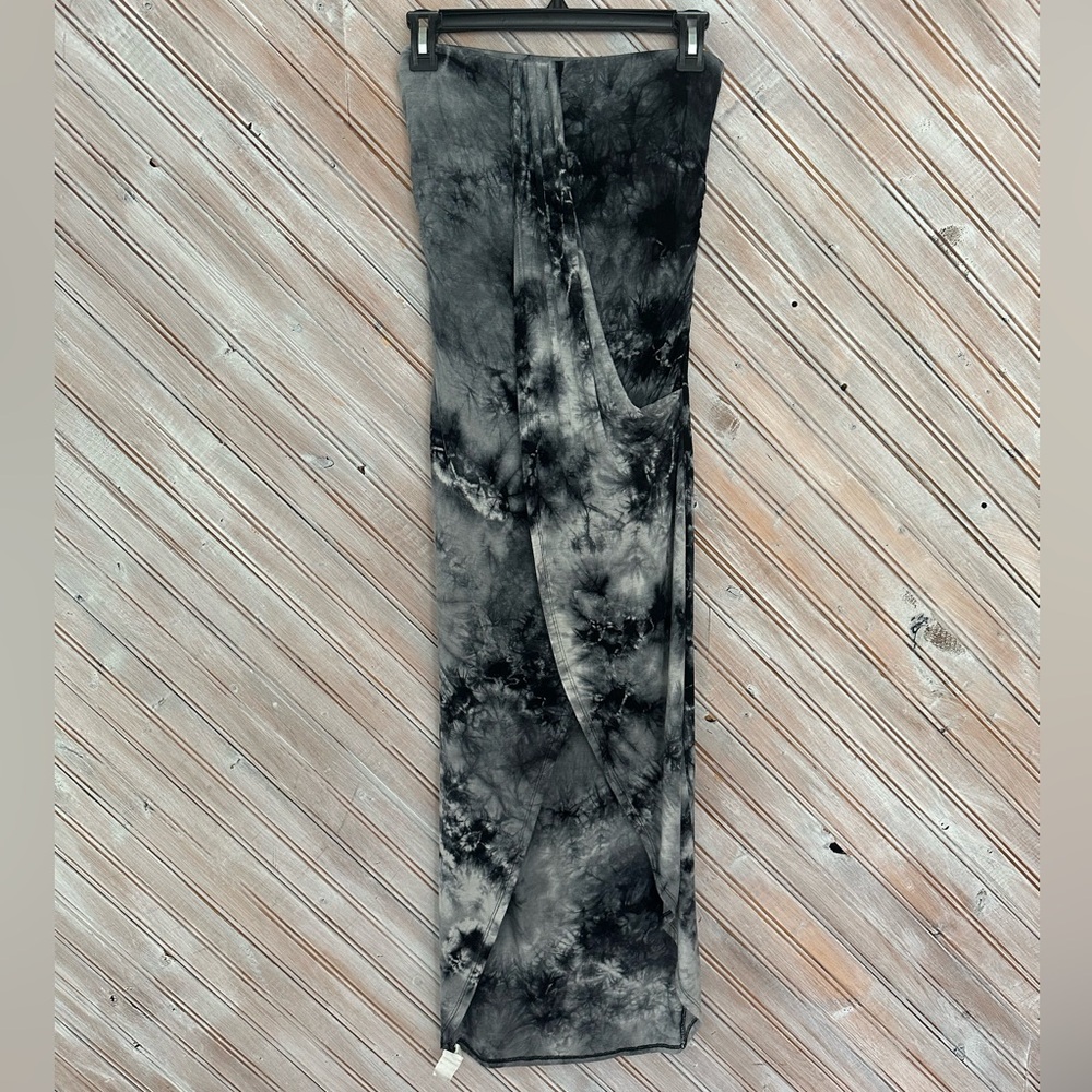 Heart Hips Black & Gray Tie Dye Maxi Dress Asymmetrical Ruching